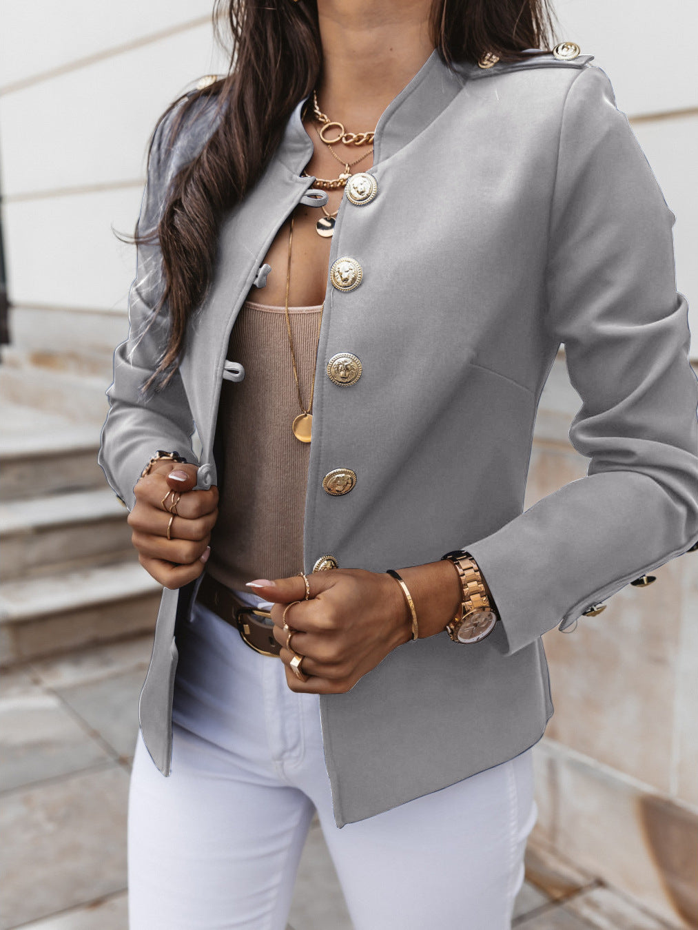 Blazer ajusté à manches longues et à boutonnage simple