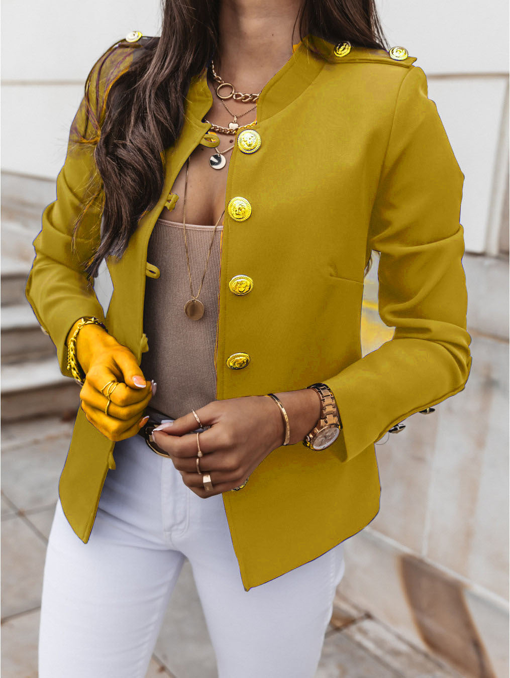 Blazer ajusté à manches longues et à boutonnage simple