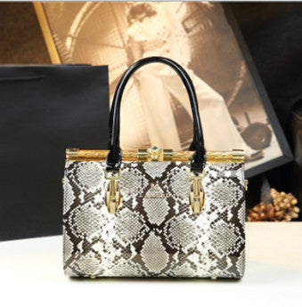 Leather Large-Capacity Pillow-Shape Handbag for Middle-Aged Mothers
