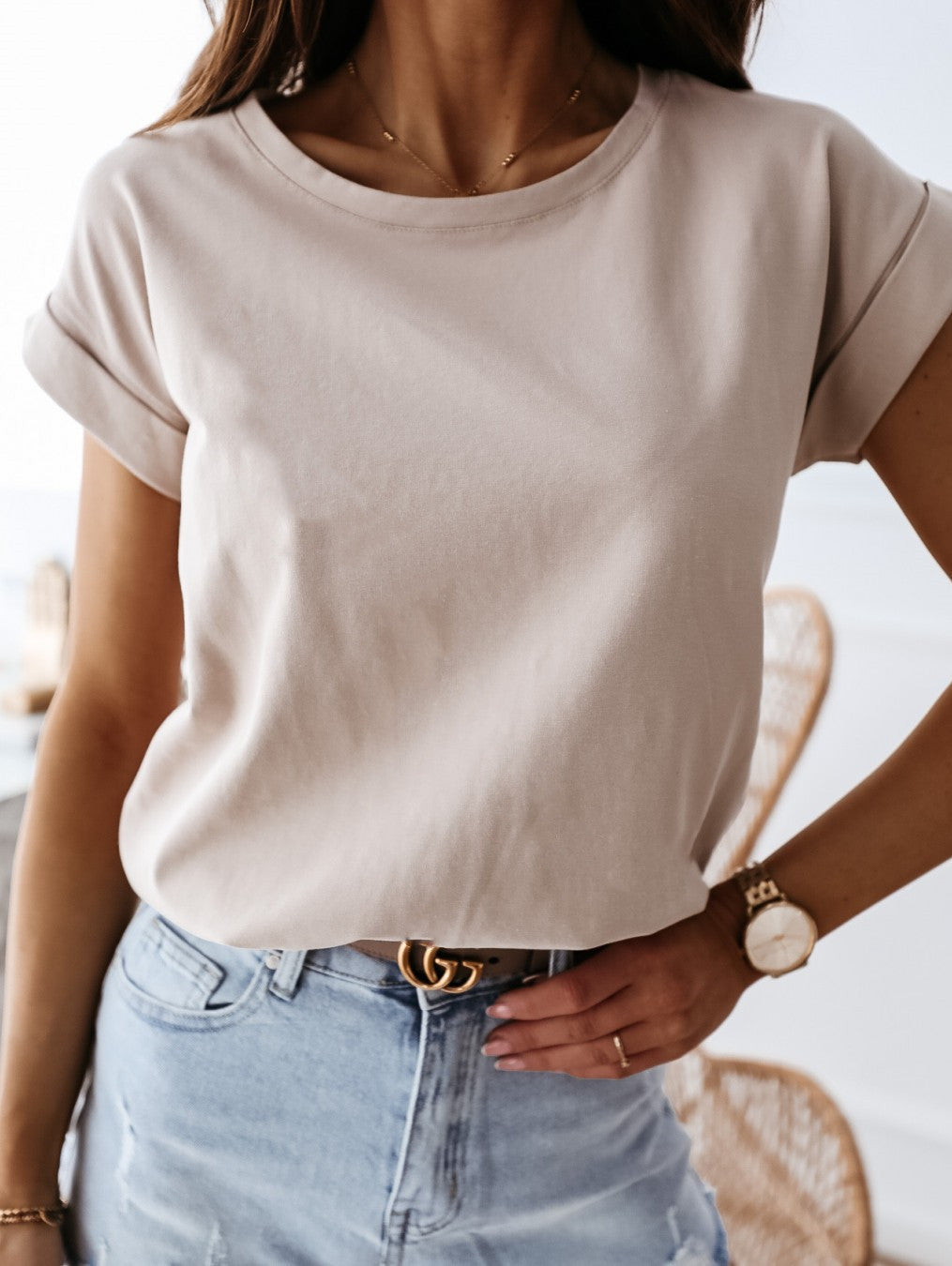Ladies Slim Fit Solid Color Short Sleeve Round Neck T-Shirt Polyester