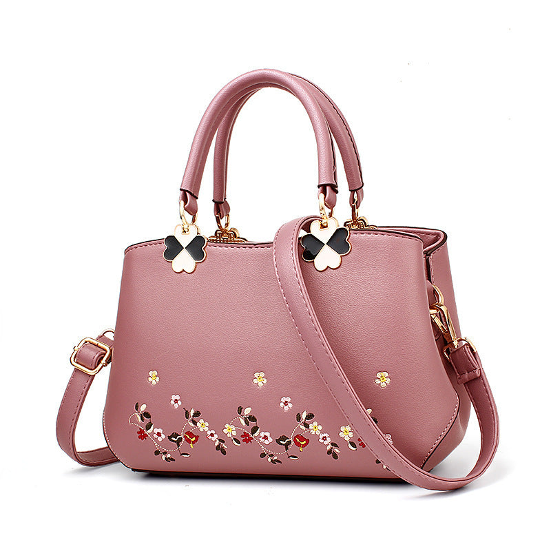 Fashion Embroidered One-shoulder Handbag