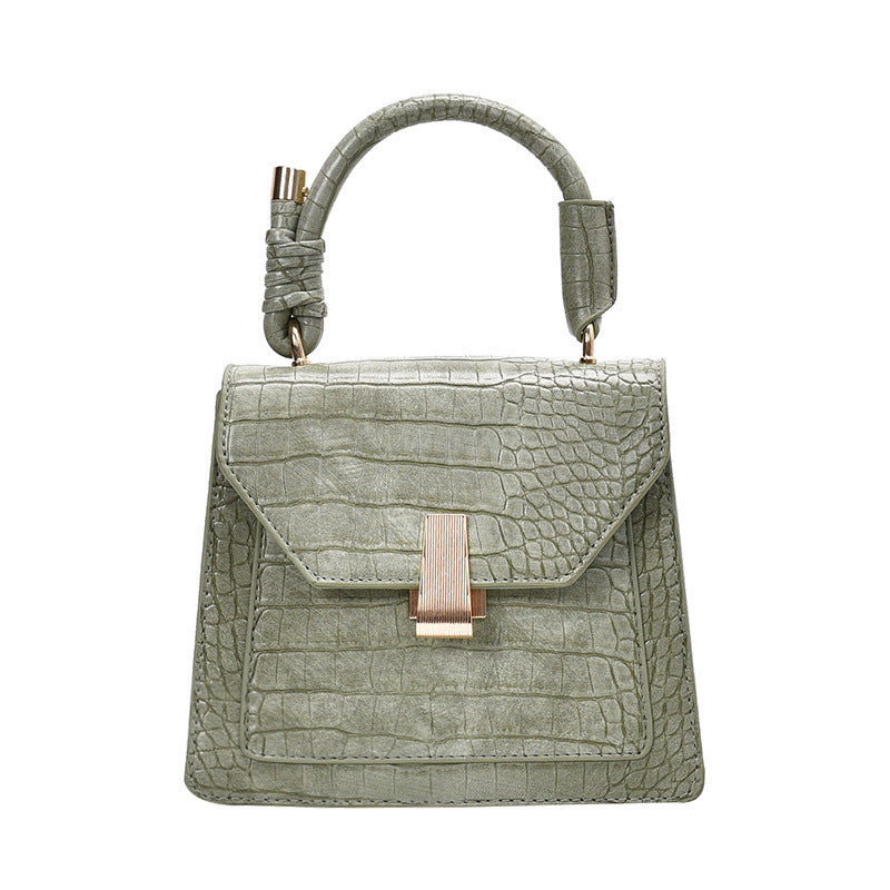 Fashionable Large Capacity Ladies PU Shoulder Bag with Metal Decoration