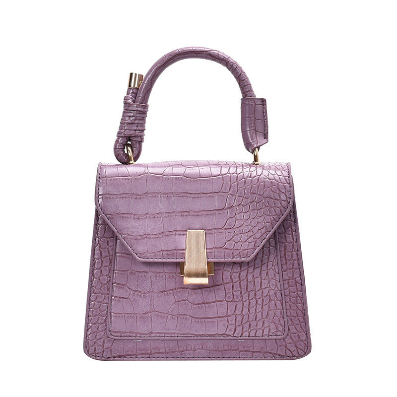 Fashionable Large Capacity Ladies PU Shoulder Bag with Metal Decoration