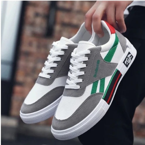 Breathable Slip-On Canvas Sports Shoes for Men - Color Splice Design