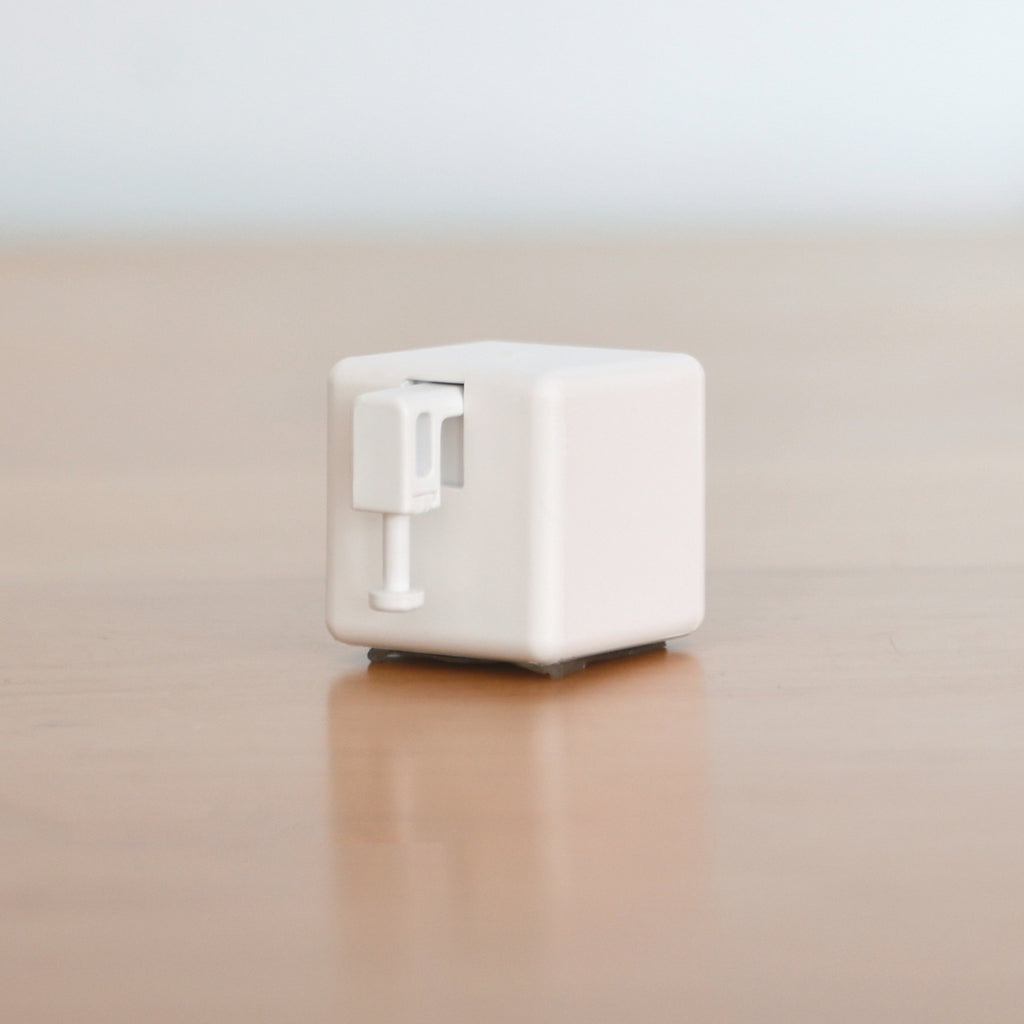 Bouton de robot intelligent à doigt libre