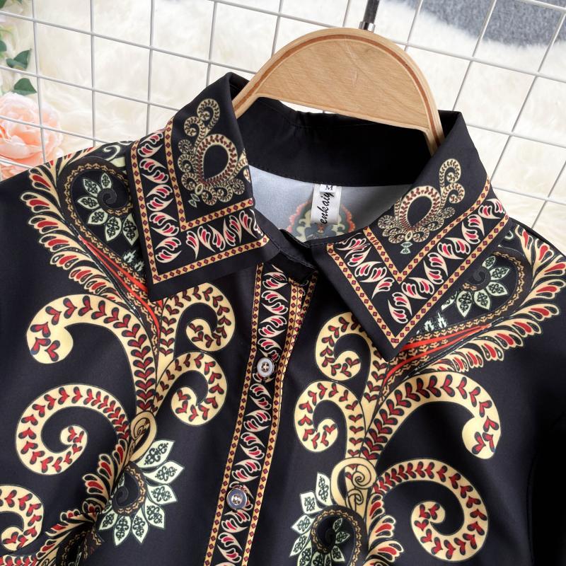 Niche Palace Female Wild Design Lantern Female Spring Sleeves New Ladies Shirt Shirt Style Color Matching