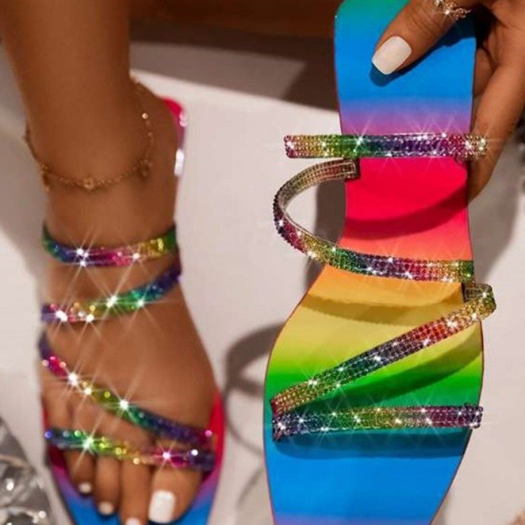 Women's Rhinestone Flat Flip-Flop Sandals