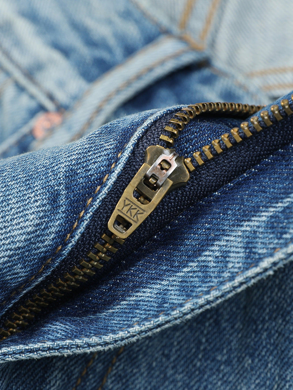 Light Blue Washed Micro-Elastic Frayed Cropped Jeans Men Mid Waist