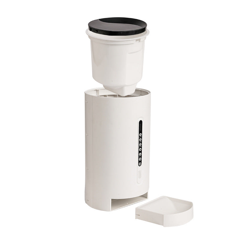 Smart Pet Feeder with 4.6L Capacity and Timer