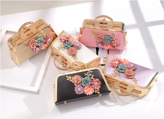 Sac Carré Petit "Chaîne de Fleurs" 12x24x6.5cm PU Métal