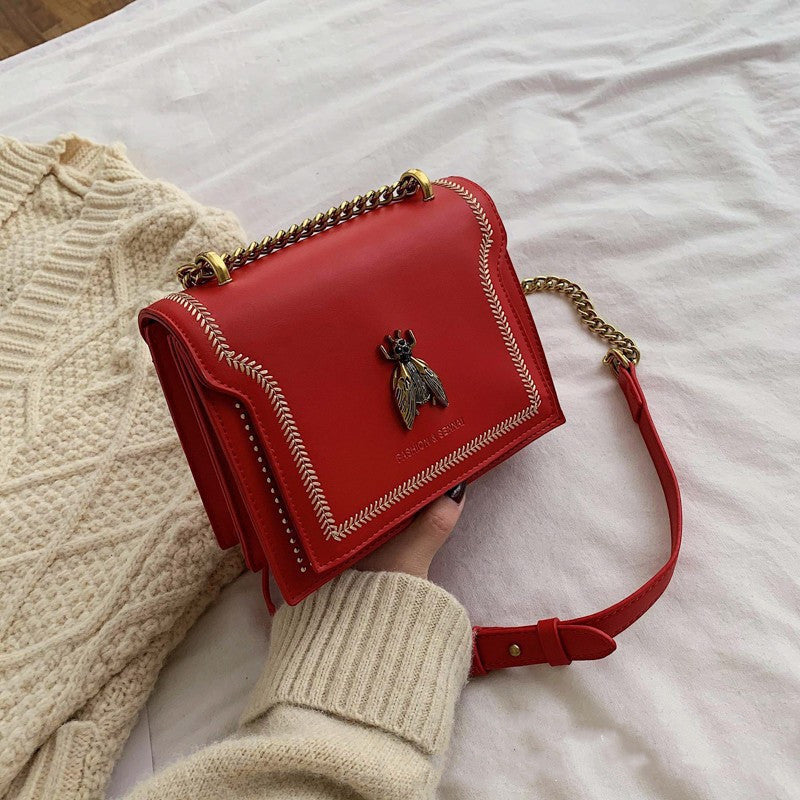 Small Square Chain Shoulder Bee Rivet Messenger Bag