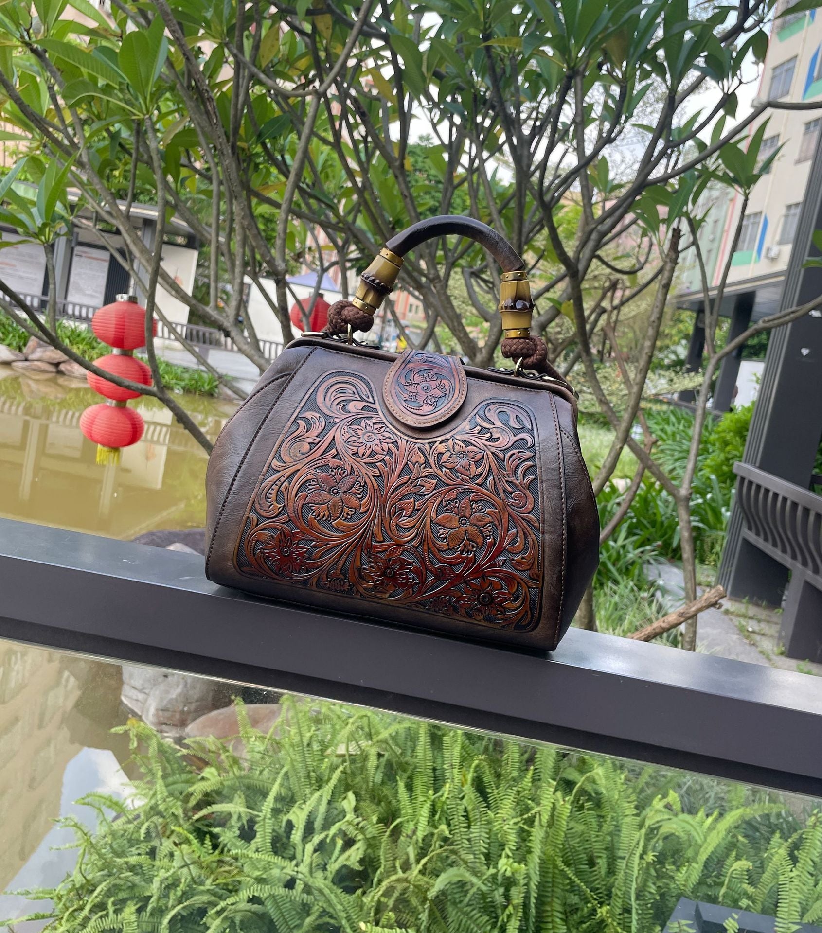 Sac à bandoulière en cuir PU gaufré rétro pour femmes 33x15x20CM