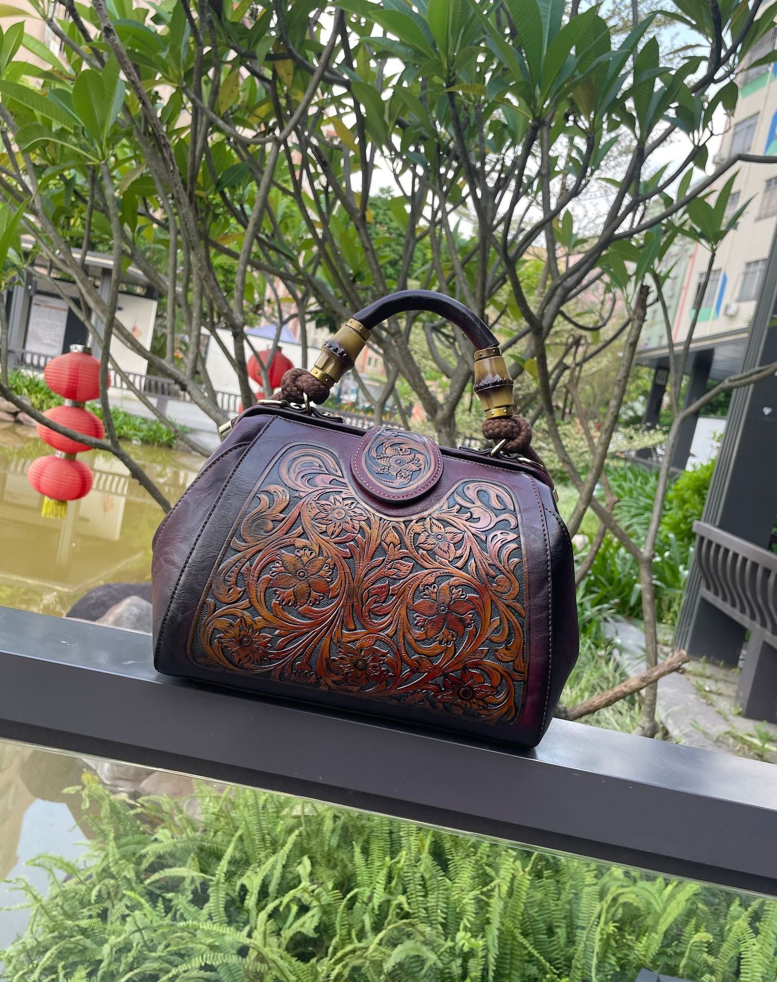 Sac à bandoulière en cuir PU gaufré rétro pour femmes 33x15x20CM