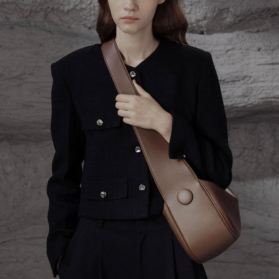 Large Capacity Cowhide Leather Crossbody Tote Bag with Zipper Closure