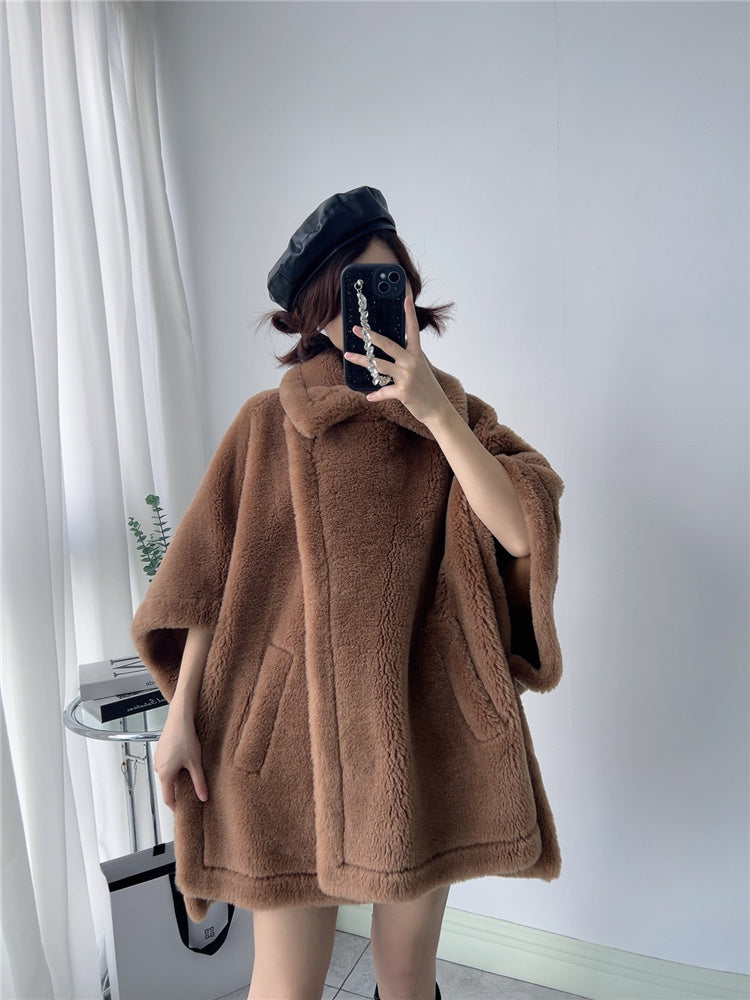 Manteau en laine mi-long ample chauve-souris pour femme avec fourrure d'agneau