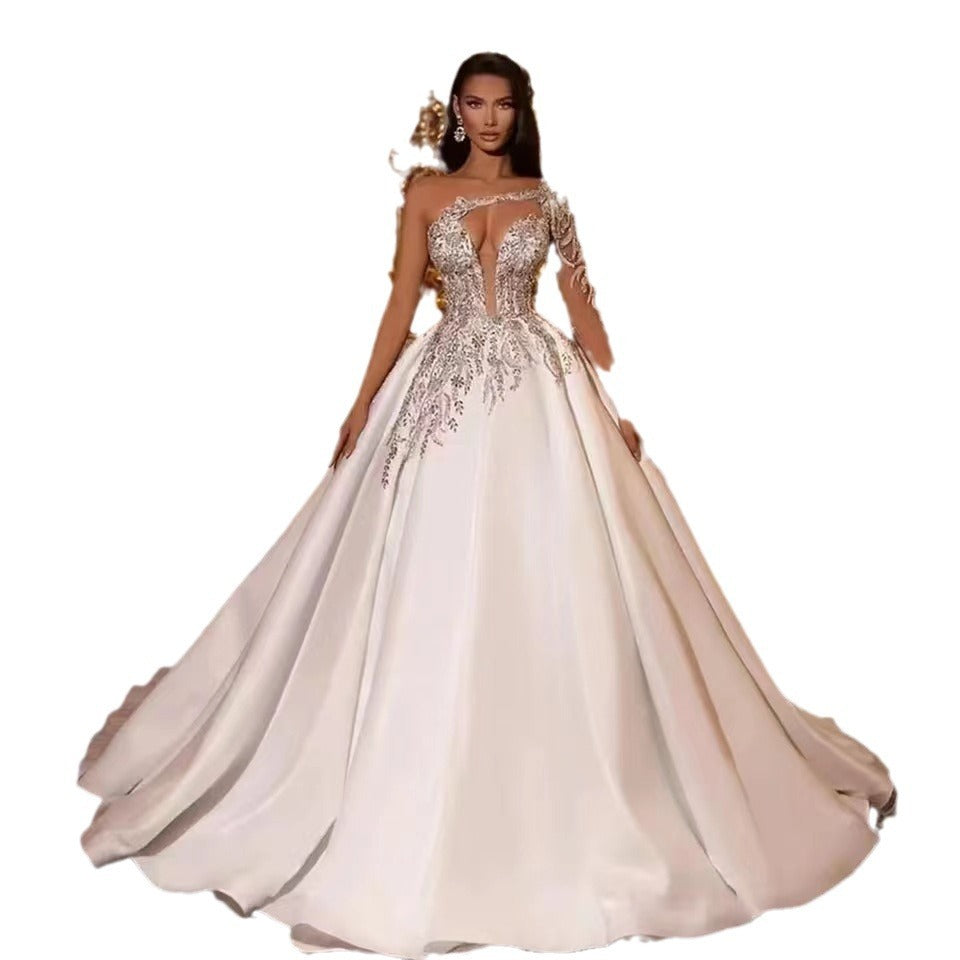 Retro High Waist Lace Wedding Dress with Trailing Skirt