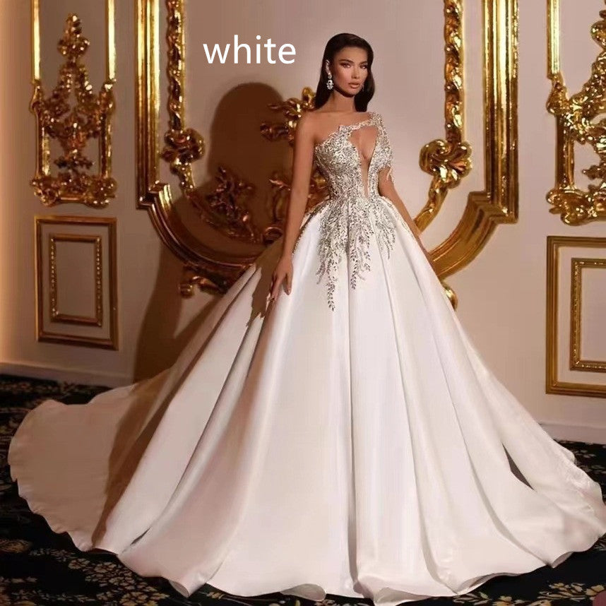 Retro High Waist Lace Wedding Dress with Trailing Skirt