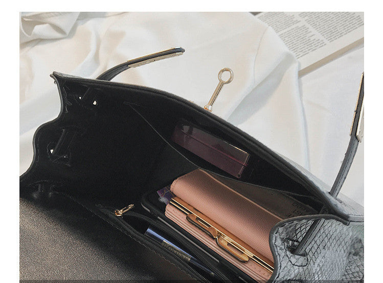 Women's Portable Snake Print Platinum Shoulder Messenger Bag