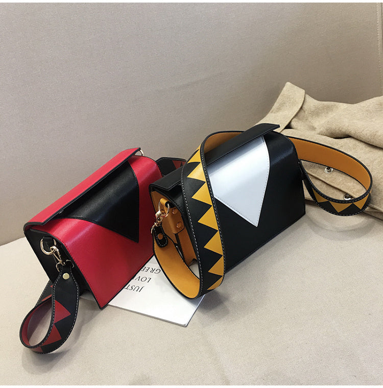 Triangle Shoulder Bag 20cm Square Crossbody with Magnetic Buckle and PU Lining