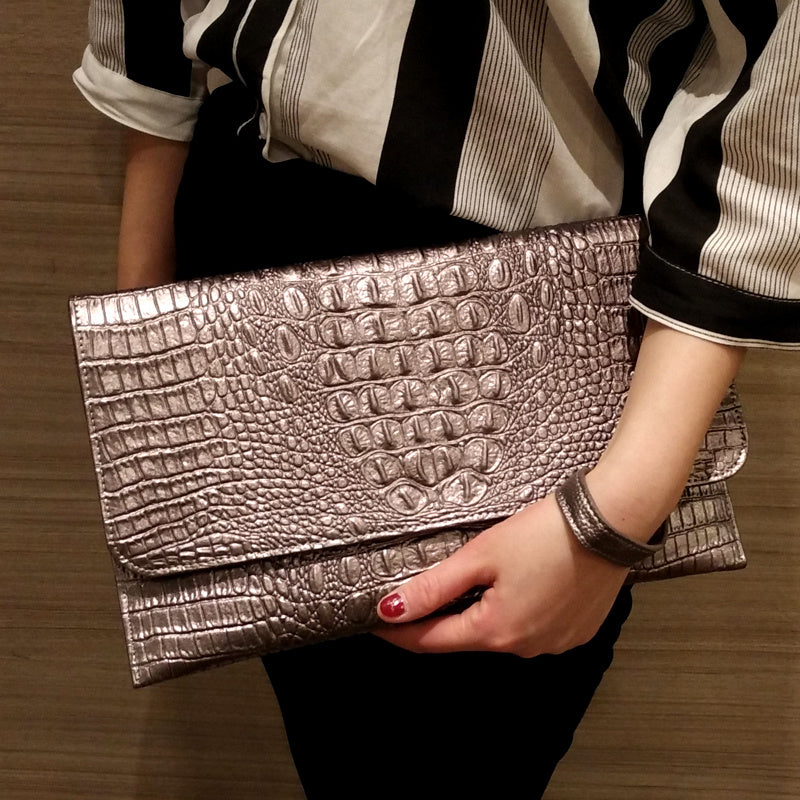 Leather Ladies Large-Capacity Crocodile Pattern Clutch Bag