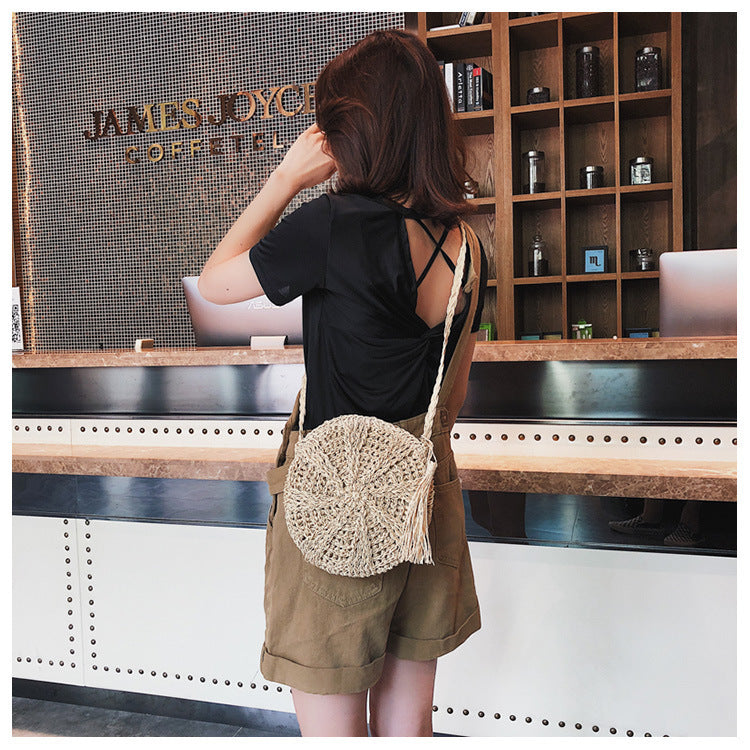 Hollow Round Straw Bag with Zipper – Coffee & Beige, 18x16x23cm