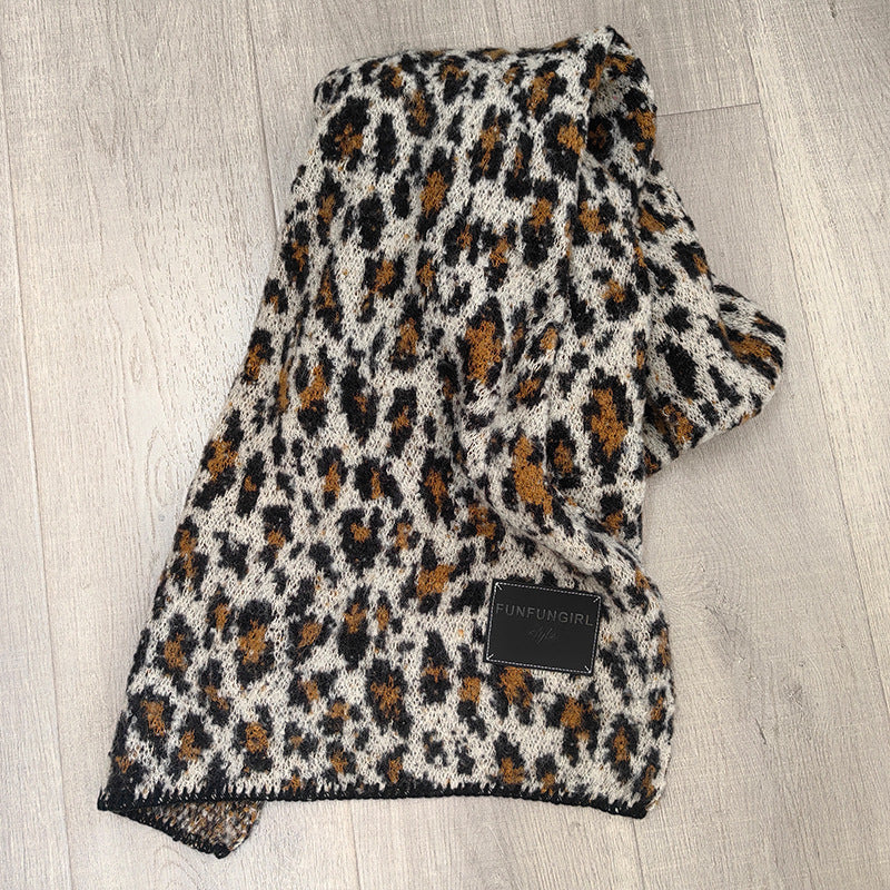 Warm Leopard Print Triangular Scarf 50x175cm for Spring and Autumn