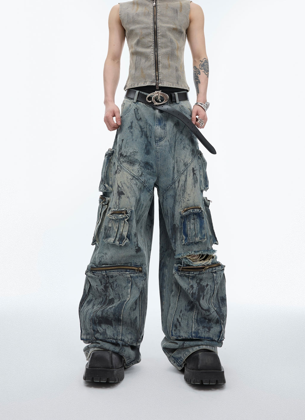 Distressed Multi-Pocket Hand-Painted Cotton Jeans