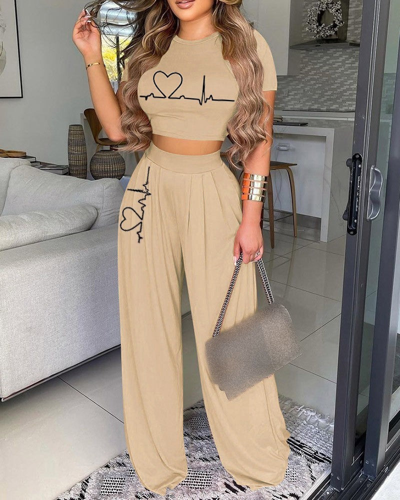 Ensemble haut imprimé à manches courtes et pantalon large