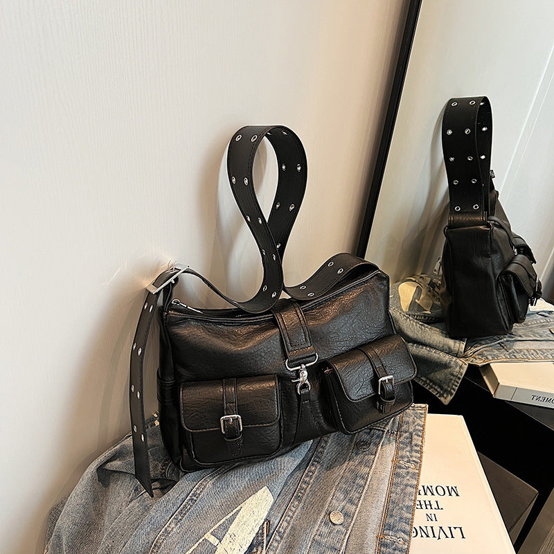 Large Capacity Locomotive Style Multi-Pocket Shoulder Bag 31x10x20