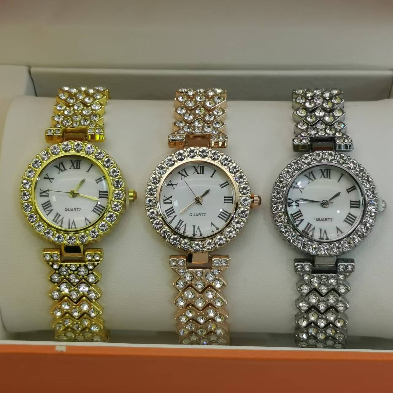 Diamond-Studded Starry Sky Quartz Watch Bracelet for Women – Gold, Rose Gold, Silver, 27mm Dial