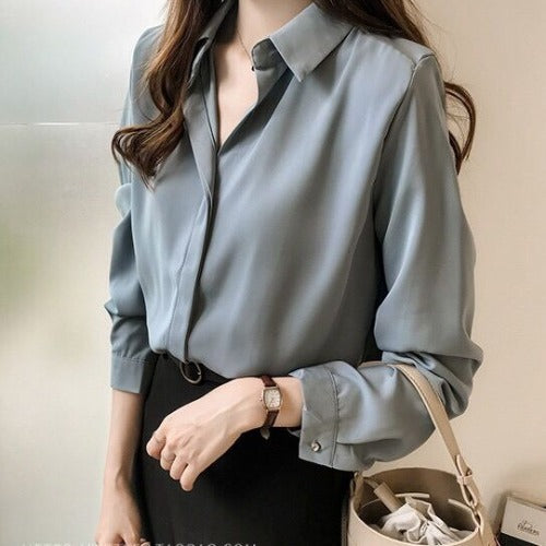 White Niche Versatile Loose And Thin Top