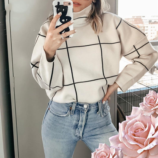 Stand collar check sweater