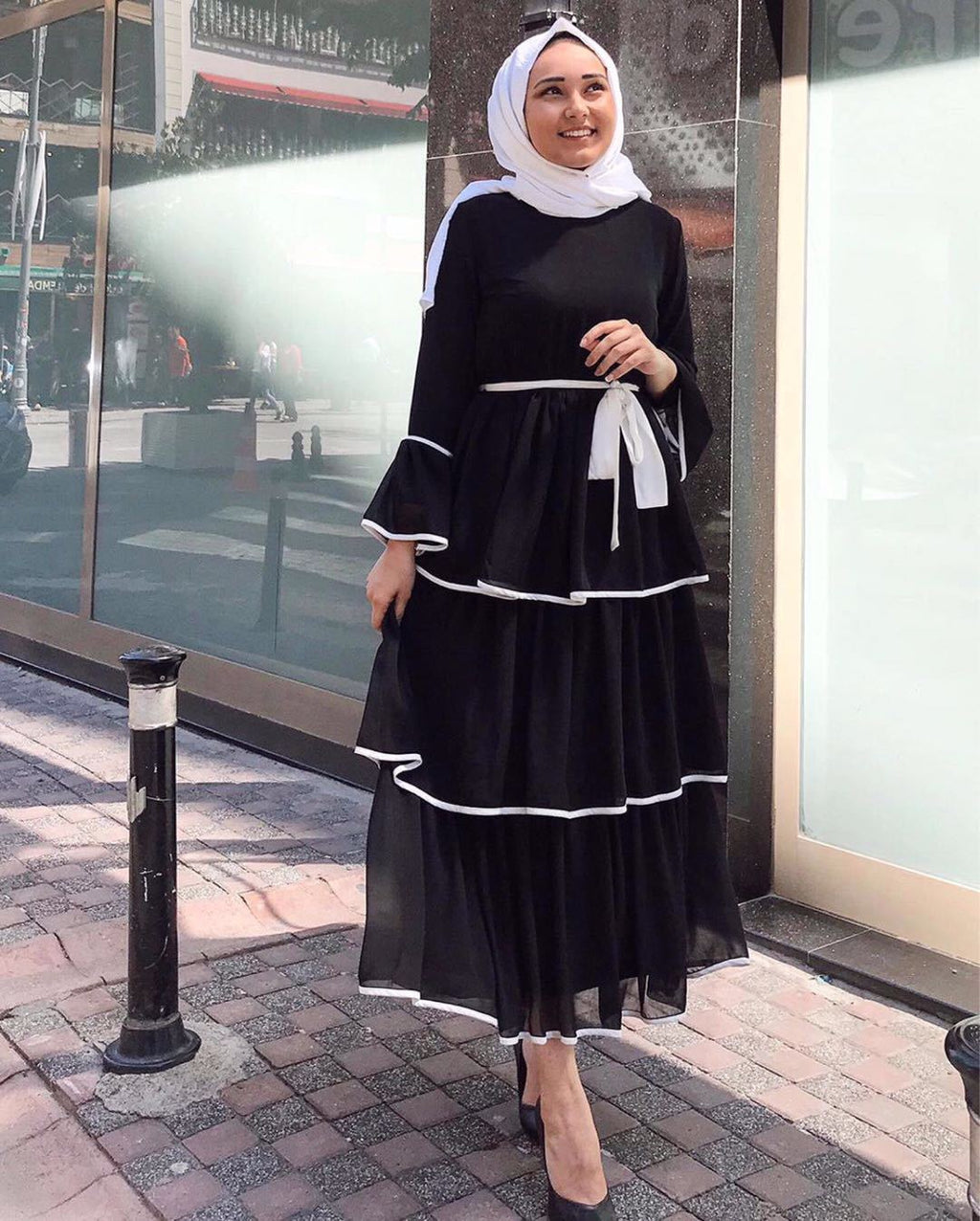 Robe Musulmane Turque Jupe Longue Col Rond Manches Trompette avec Foulard