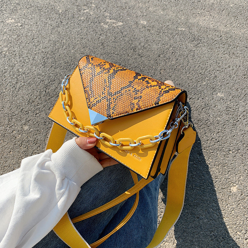Snake Pattern Women's PU Messenger Bag 23cm x 14cm x 7.5cm