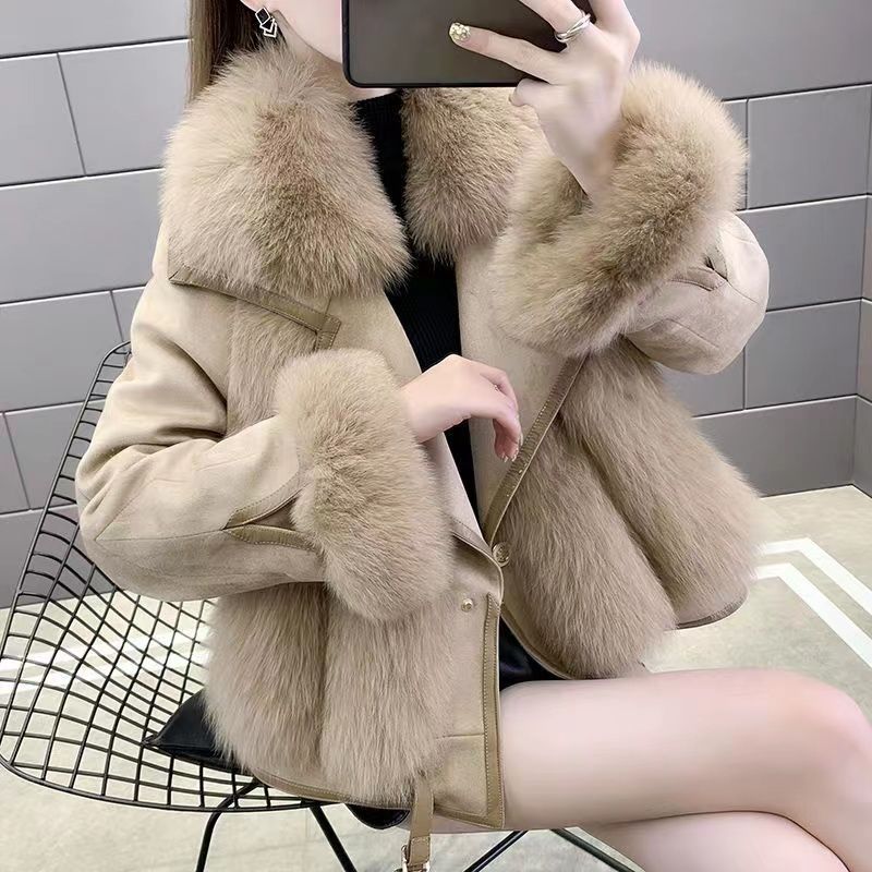 Women's Faux Fox Fur Chenille Jacket with Fur Collar