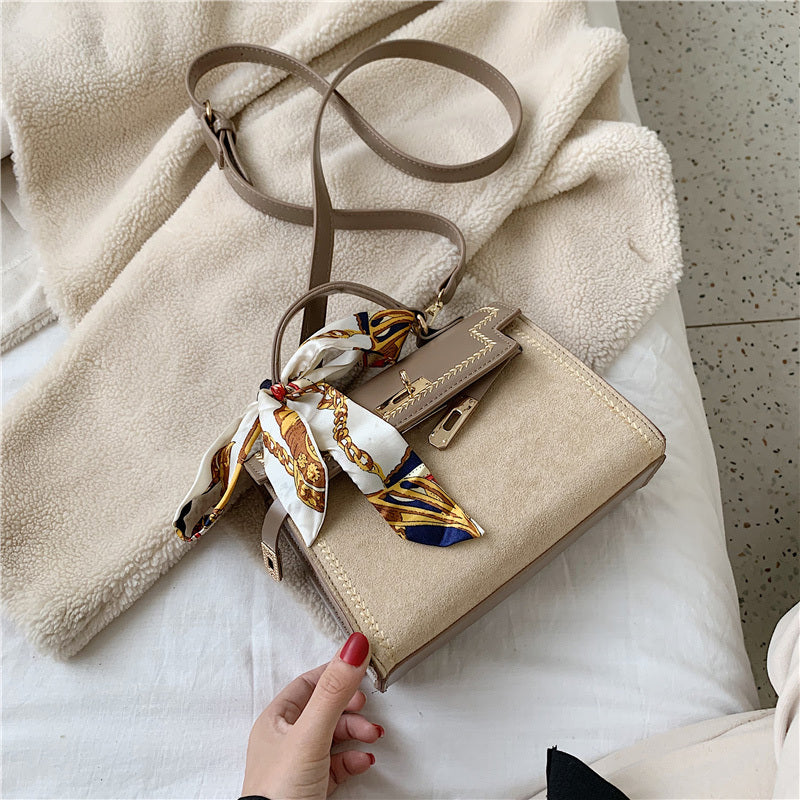 Petit sac messager carré polyvalent à bandoulière unique