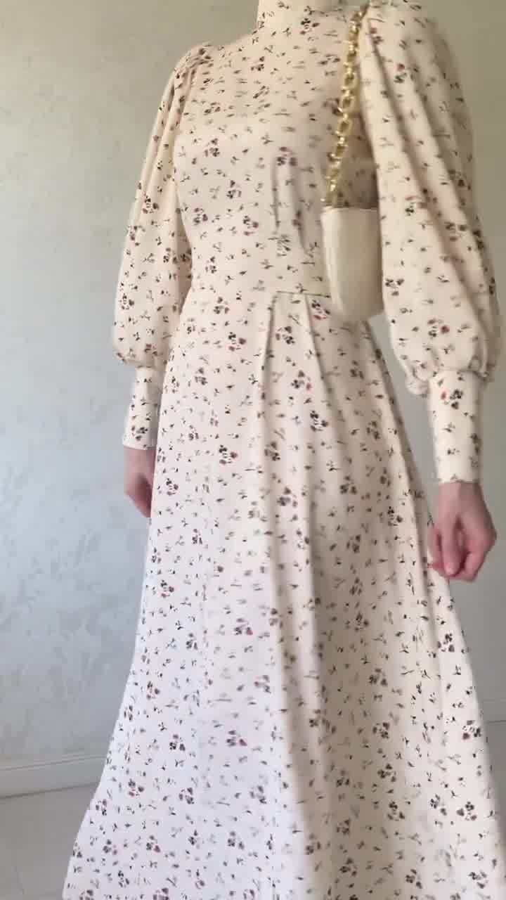 Robe longue ample à fleurs et manches longues avec broderie 3D