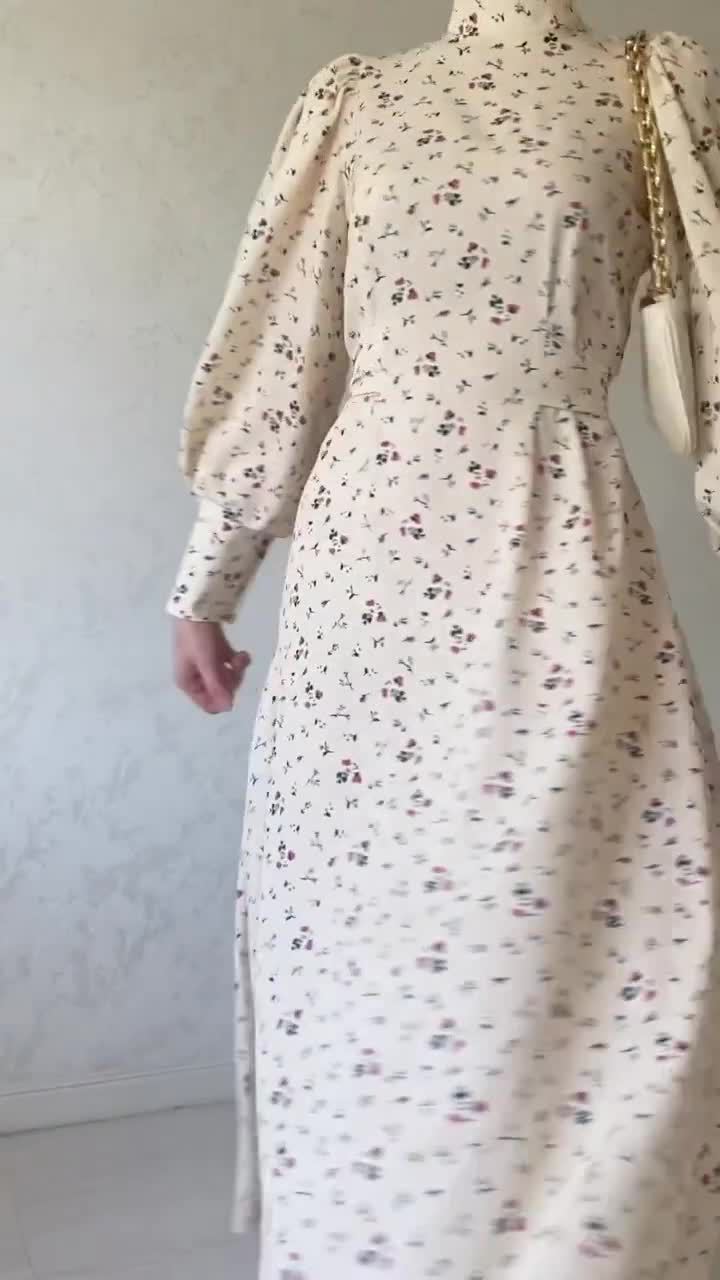 Robe longue ample à fleurs et manches longues avec broderie 3D