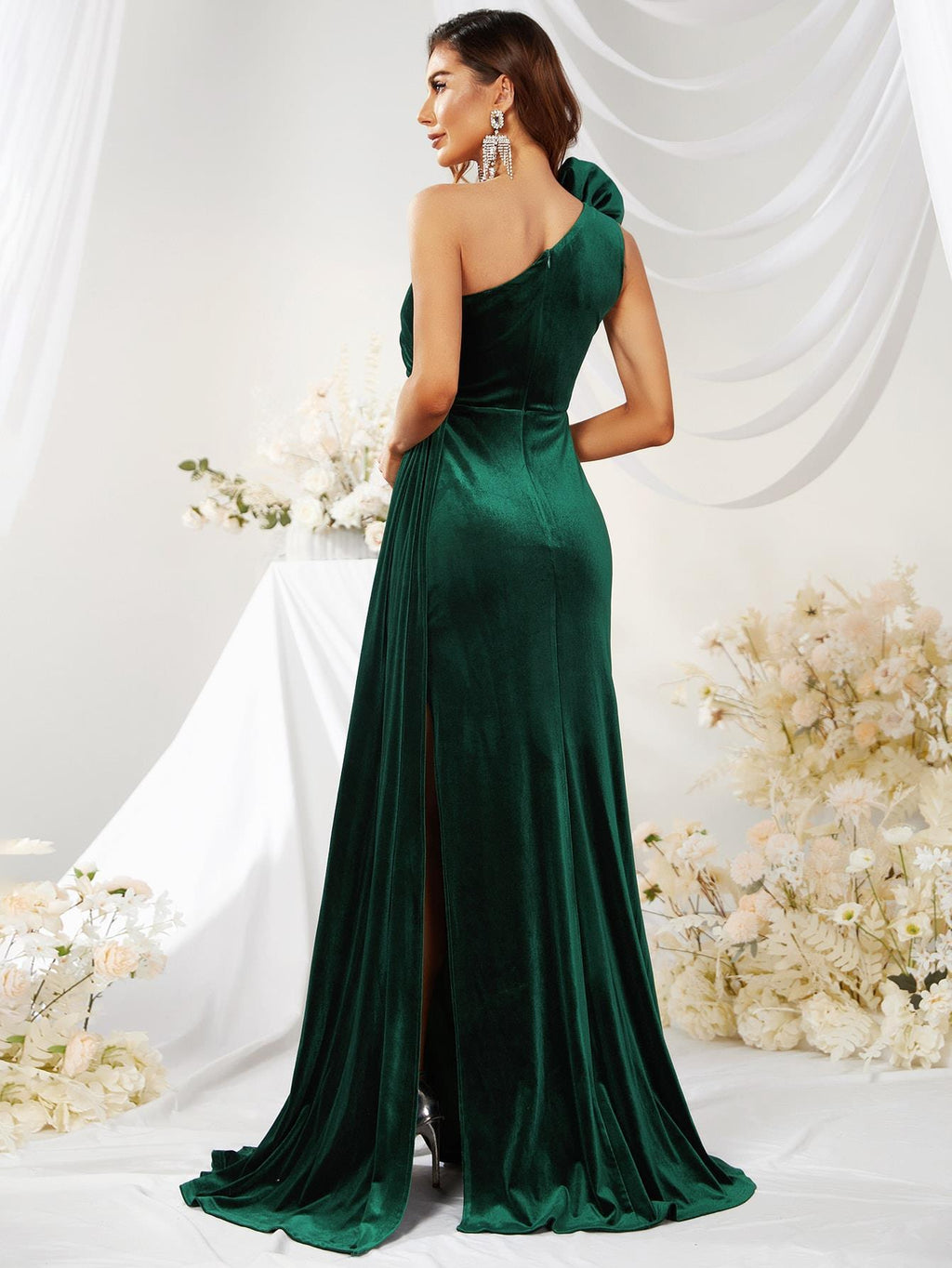 Robe longue vert foncé sans manches et asymétrique à fleurs 3D