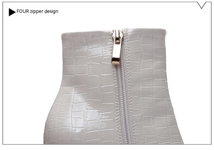 Escarpins à talons aiguilles pointus en cuir verni