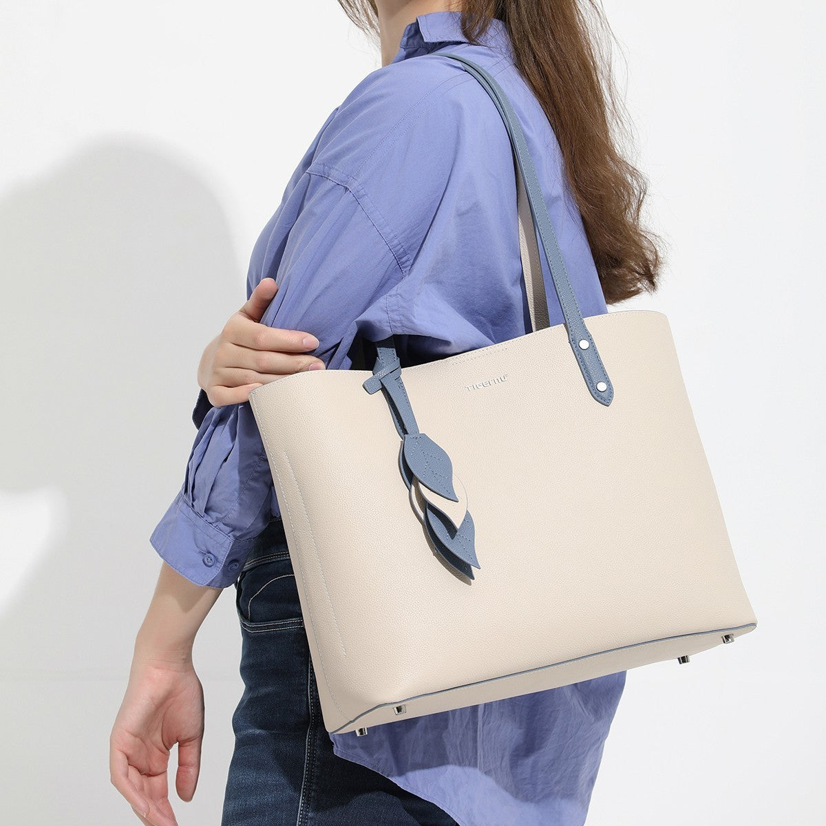 Women's Large Capacity Leather Handbag – Apricot & Black, 28x35x13cm