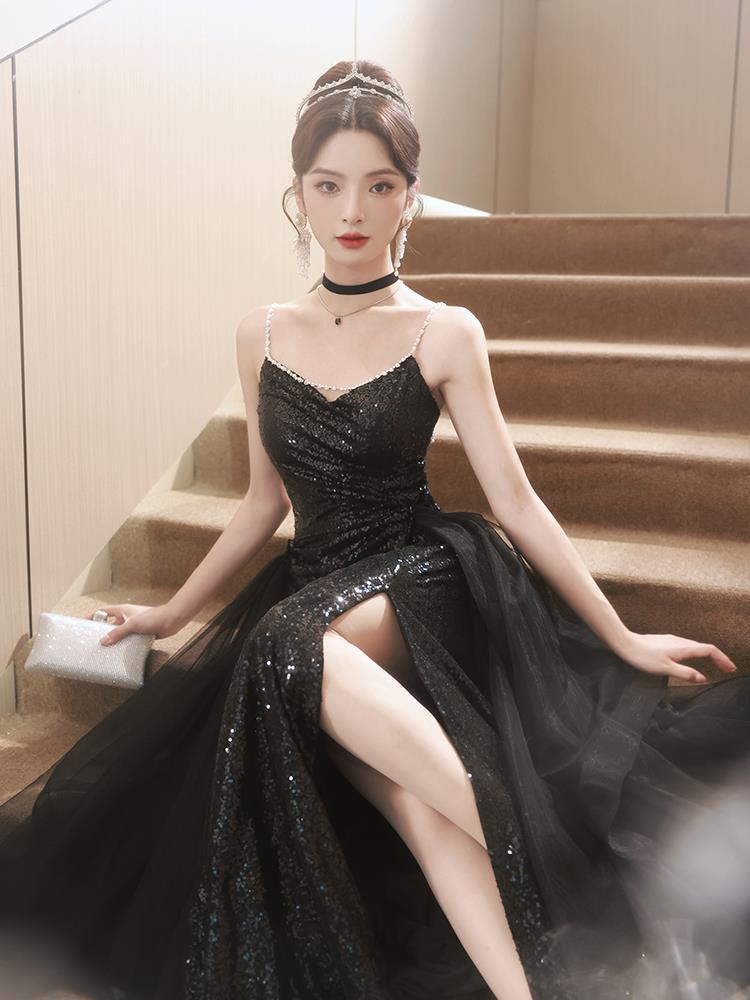 Robe de soirée sans manches noire à sequins