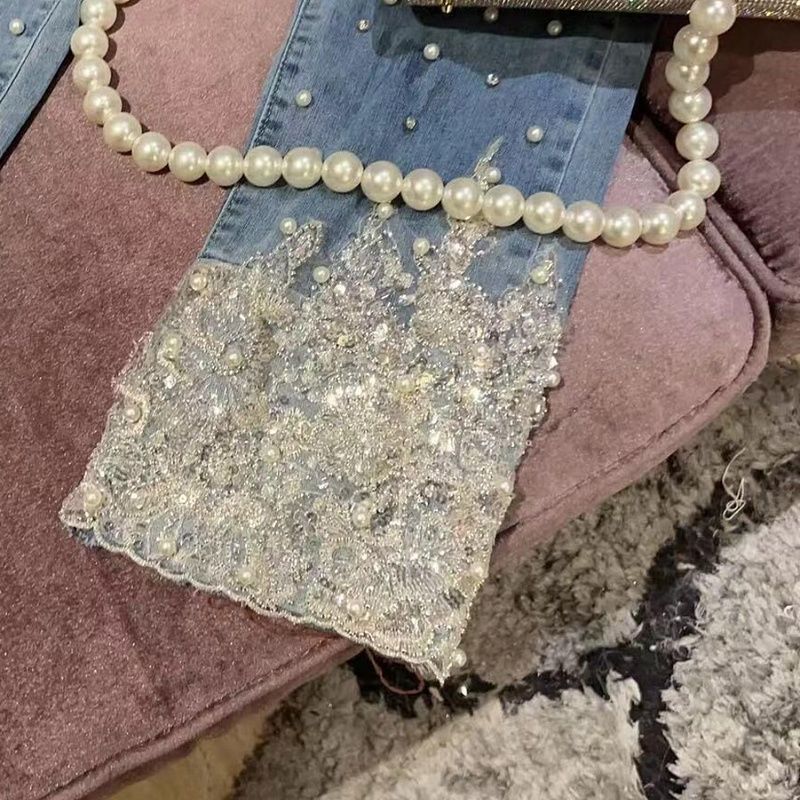 Jean droit taille haute bleu à sequins et perles pour femme