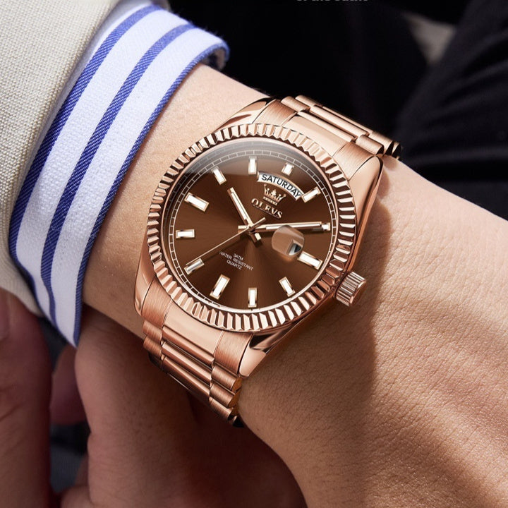 ساعة يد أنيقة مقاومة للماء بإضاءة خلفية، مصنوعة من الفولاذ المقاوم للصدأ، مناسبة للأعمال