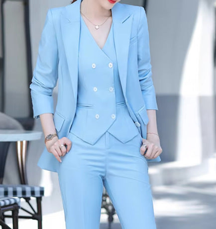 Women's Suit Commuter Drape Suit