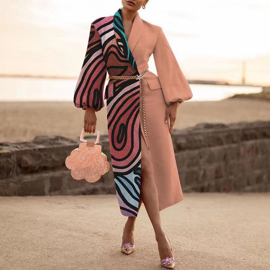 معطف صوفي أنيق بأكمام طويلة وياقة عريضة، مناسب للإطلالات الكاجوال الدافئة