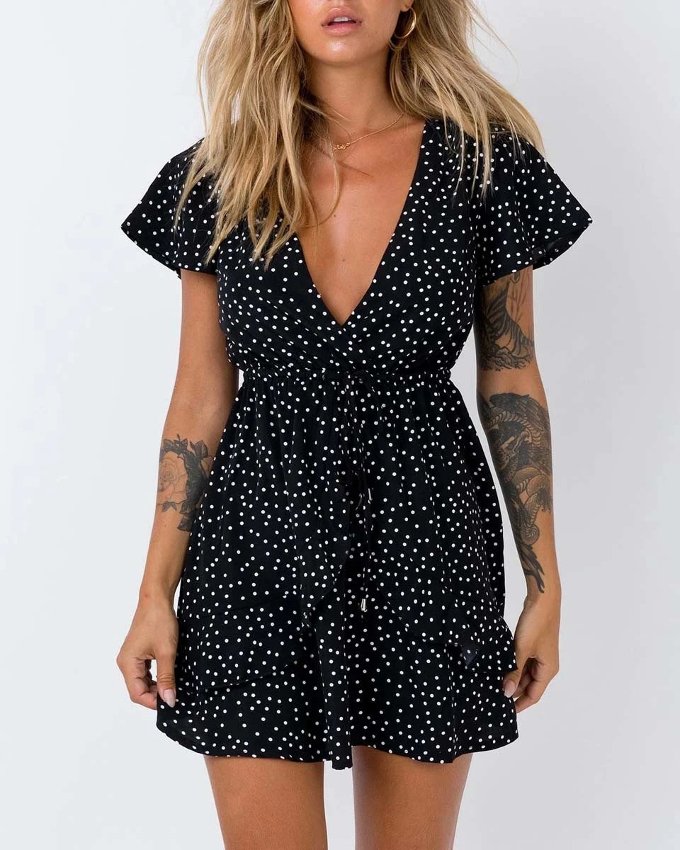 V-Neck Black Polka Dot Slimming Dress with Wide Waist