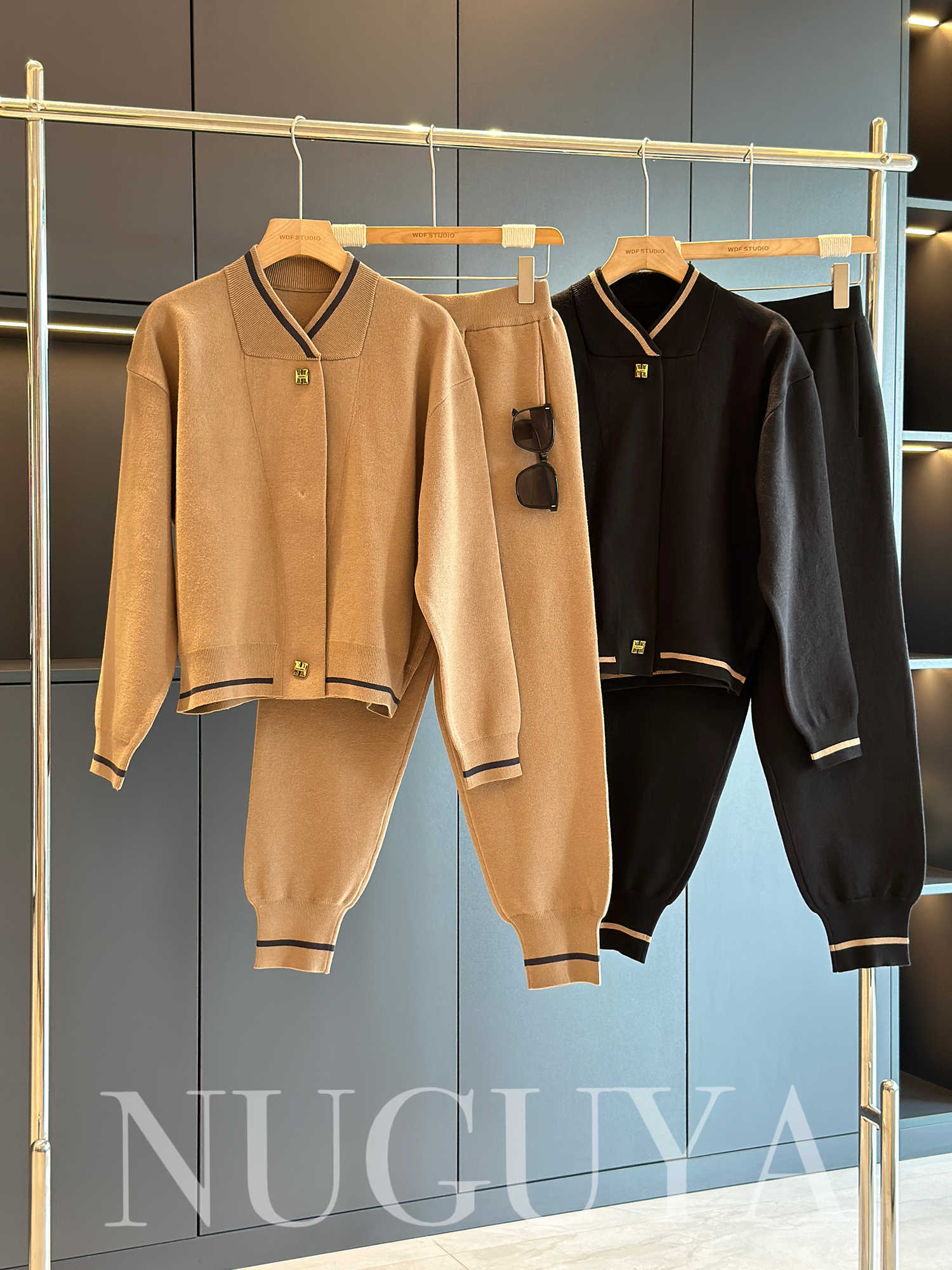 Autumn Winter Stylish Casual Knitting Pullover Suit for Women