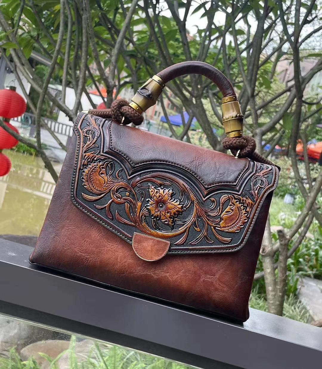 Retro Embossed Women's Crossbody Bag with 3D Floral Design