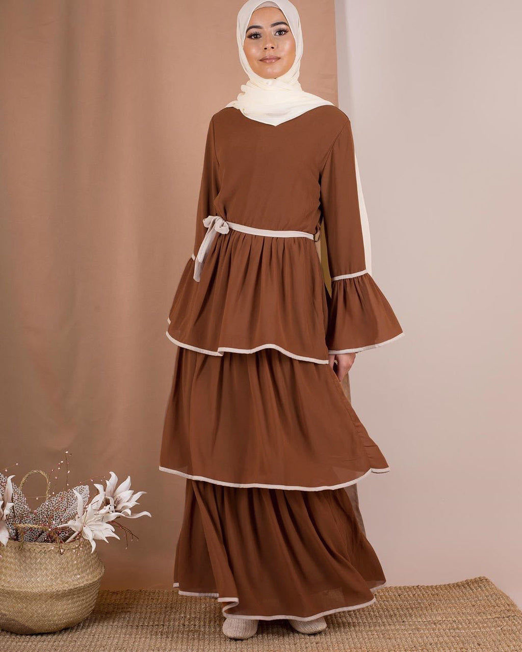 Robe Musulmane Turque Jupe Longue Col Rond Manches Trompette avec Foulard